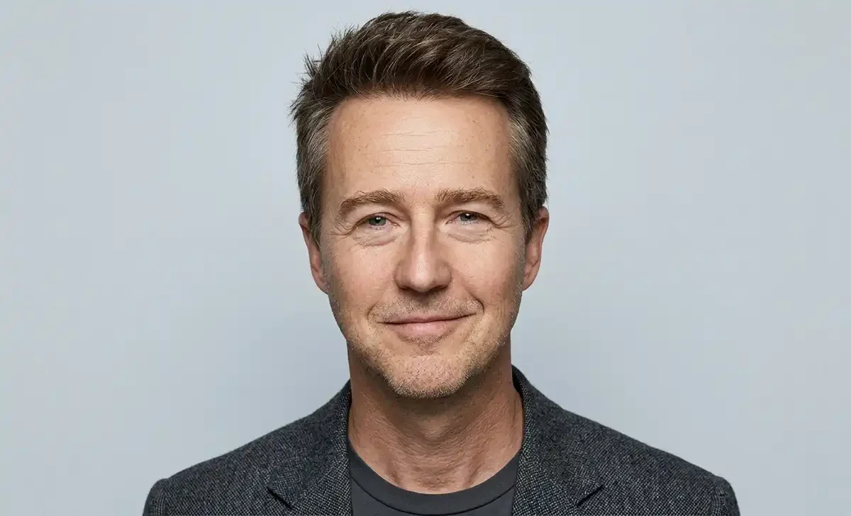 Edward Norton, American actor and filmmaker, known for Fight Club and American History X