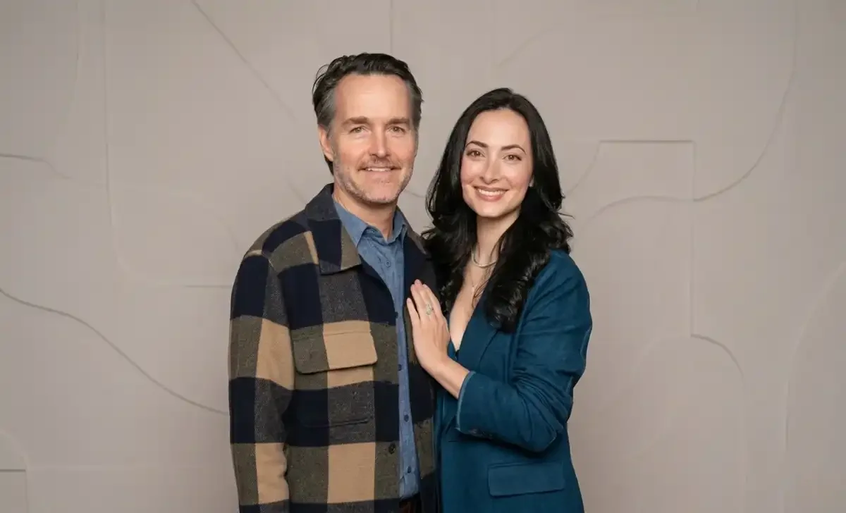 Will Forte and Olivia Modling smiling together at public event