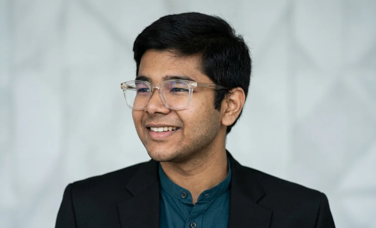 Shiven Jain, young entrepreneur and Columbia University student